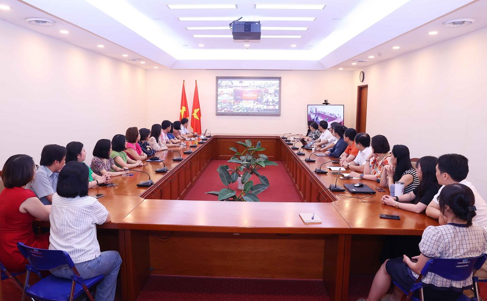 Đảng bộ TTXVN quán triệt, triển khai thực hiện Nghị quyết Trung ương 3, khóa XIV - Ảnh 8. Đảng bộ TTXVN quán triệt, triển khai thực hiện Nghị quyết Trung ương 3, khóa XIV - Ảnh 8.