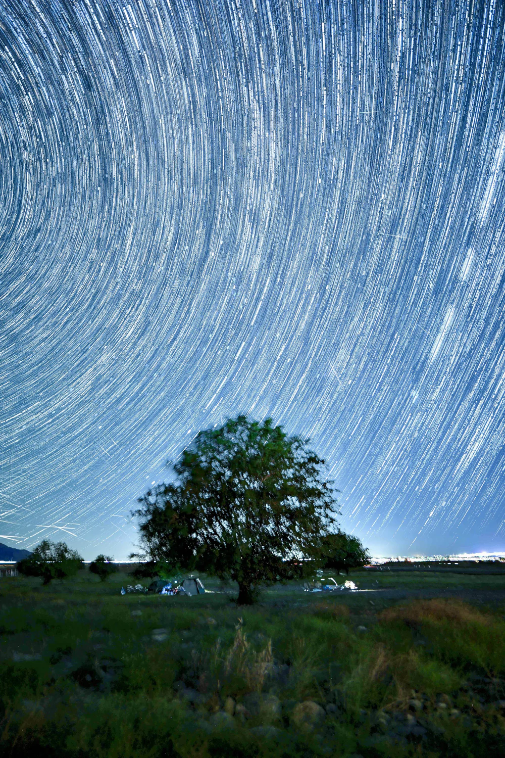 Vẻ đẹp kỳ ảo của mưa sao băng Perseids - Ảnh 8. Vẻ đẹp kỳ ảo của mưa sao băng Perseids - Ảnh 8.