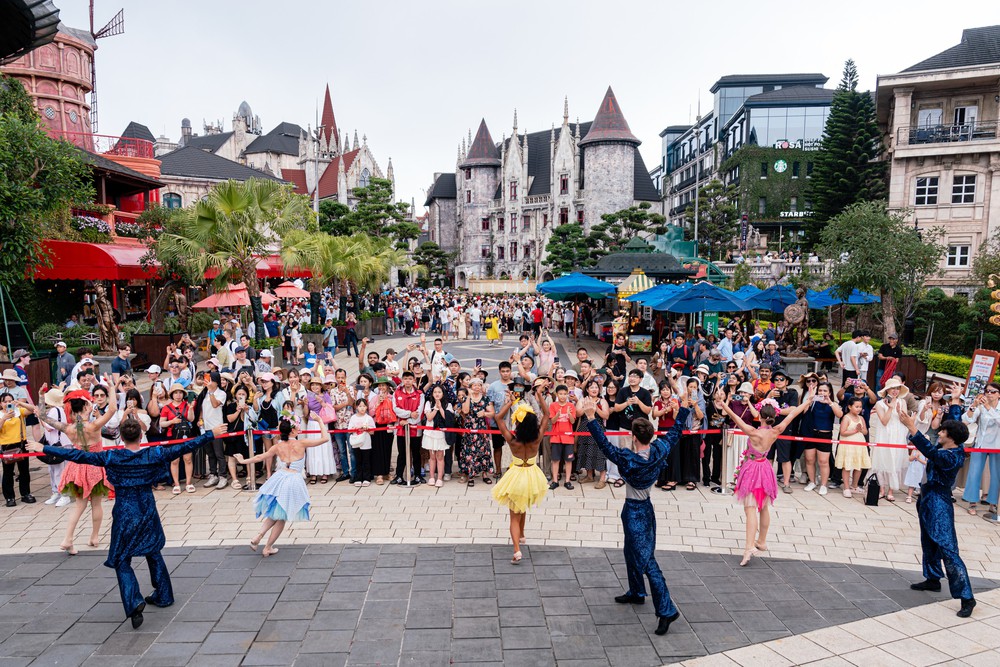03 lý do giải mã Ba Na Hills là điểm "must go" khi đến Đà Nẵng dịp 2/9 - Ảnh 3. 03 lý do giải mã Ba Na Hills là điểm "must go" khi đến Đà Nẵng dịp 2/9 - Ảnh 3.
