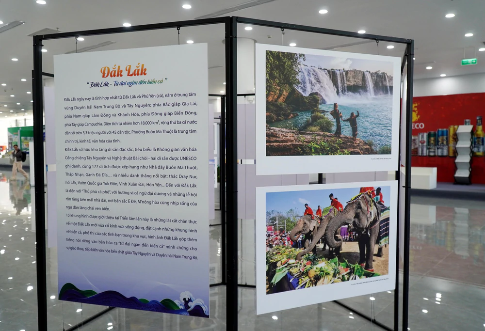 Triển lãm ảnh “Giao thoa văn hóa Nam Trung Bộ - Tây Nguyên” - Ảnh 6. Triển lãm ảnh “Giao thoa văn hóa Nam Trung Bộ - Tây Nguyên” - Ảnh 6.
