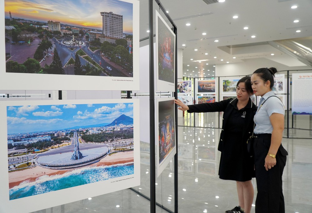 Triển lãm ảnh “Giao thoa văn hóa Nam Trung Bộ - Tây Nguyên” - Ảnh 2. Triển lãm ảnh “Giao thoa văn hóa Nam Trung Bộ - Tây Nguyên” - Ảnh 2.