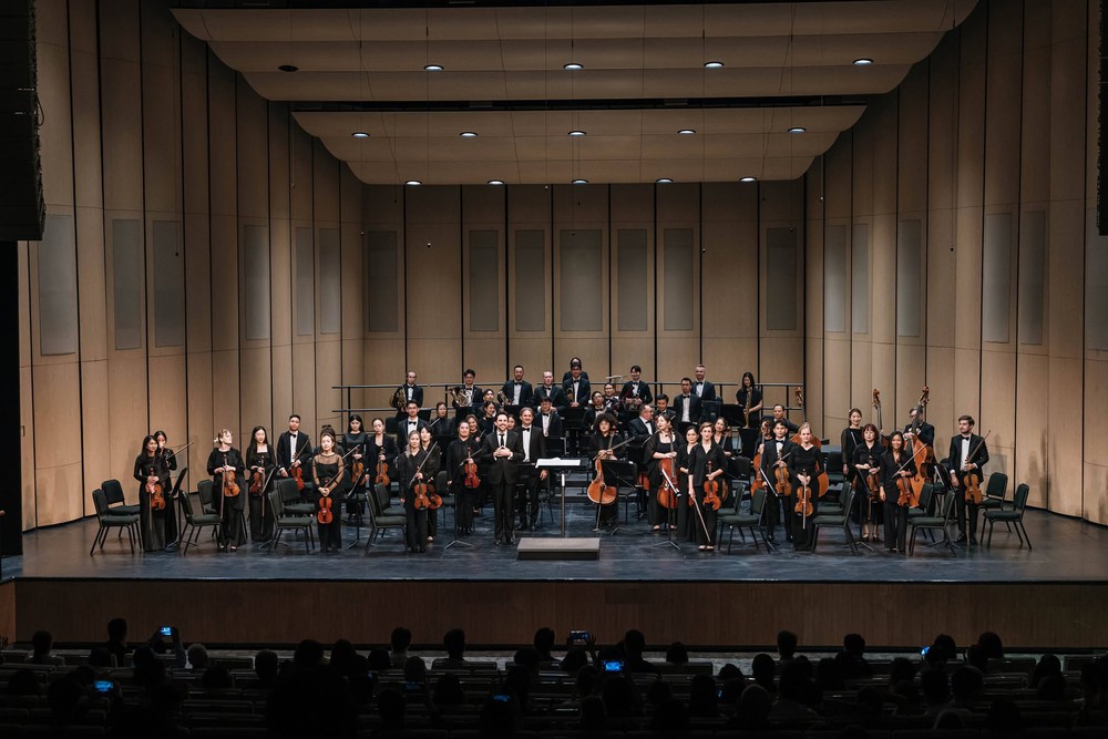 "American Horizons": SSO đưa khán giả vượt Đại Tây Dương để kể hành trình từ di sản giao hưởng châu Âu đến tiếng nói của âm nhạc Mỹ - Ảnh 1. "American Horizons": SSO đưa khán giả vượt Đại Tây Dương để kể hành trình từ di sản giao hưởng châu Âu đến tiếng nói của âm nhạc Mỹ - Ảnh 1.