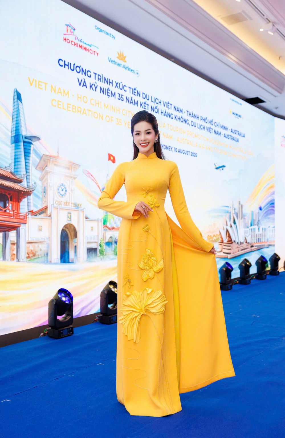 Thu Nga: "10 năm làm MC, tôi vẫn hồi hộp trước những sân khấu quan trọng" - Ảnh 1.