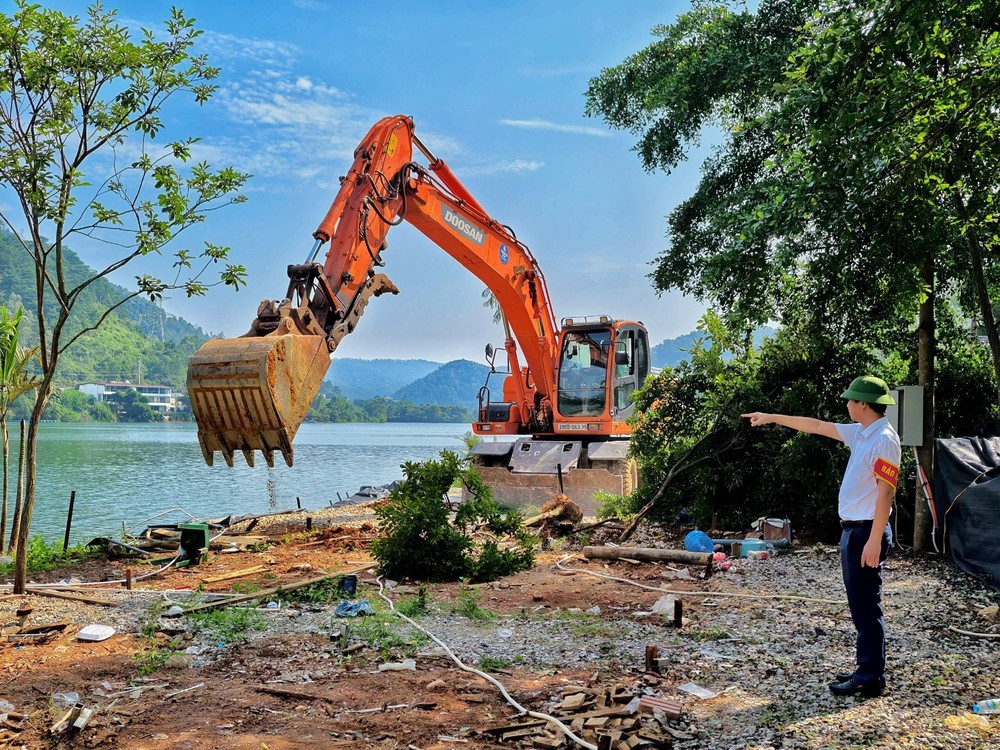 Không để tiếp tục phát sinh villa, homestay trái phép tại rừng phòng hộ Sóc Sơn - Ảnh 2. Không để tiếp tục phát sinh villa, homestay trái phép tại rừng phòng hộ Sóc Sơn - Ảnh 2.