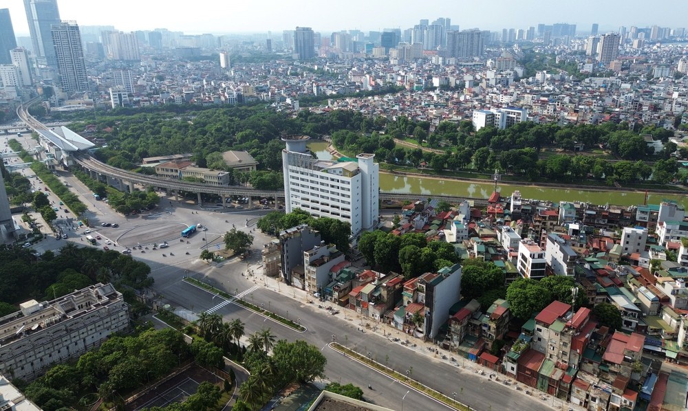 Hà Nội quyết tâm thông xe tuyến Vành đai 1 đoạn Hoàng Cầu - Voi Phục trước ngày 2/9 - Ảnh 8. Hà Nội quyết tâm thông xe tuyến Vành đai 1 đoạn Hoàng Cầu - Voi Phục trước ngày 2/9 - Ảnh 8.
