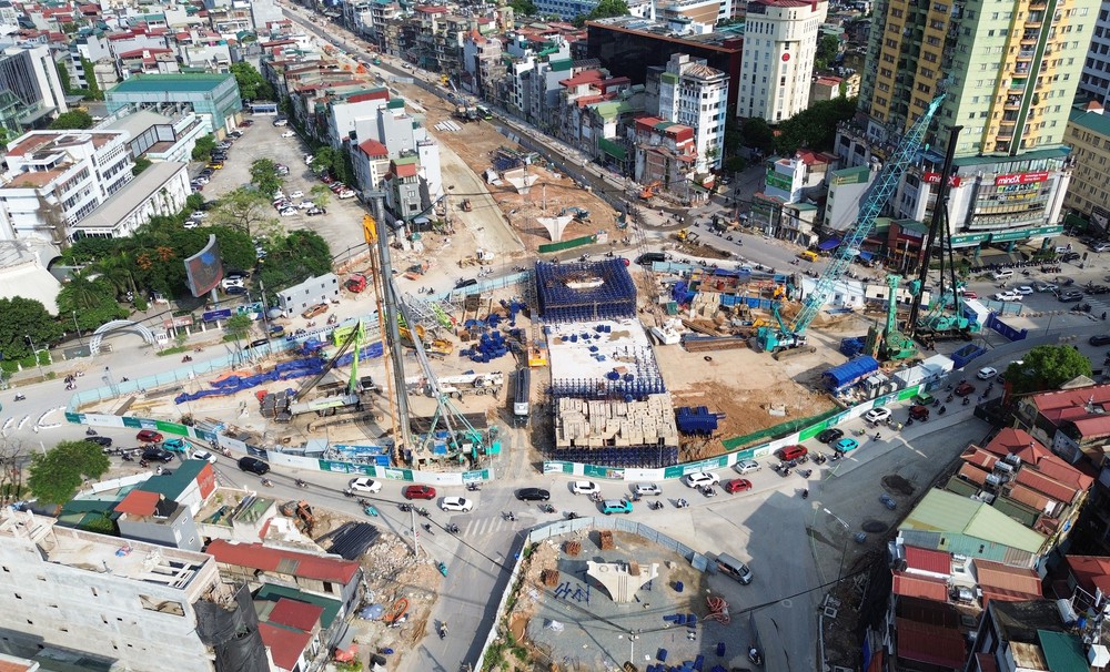 Hà Nội quyết tâm thông xe tuyến Vành đai 1 đoạn Hoàng Cầu - Voi Phục trước ngày 2/9 - Ảnh 5. Hà Nội quyết tâm thông xe tuyến Vành đai 1 đoạn Hoàng Cầu - Voi Phục trước ngày 2/9 - Ảnh 5.