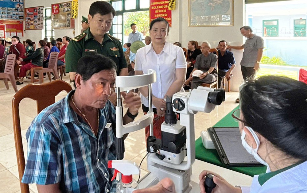 Đưa y tế chất lượng cao đến với người dân - Ảnh 2. Đưa y tế chất lượng cao đến với người dân - Ảnh 2.