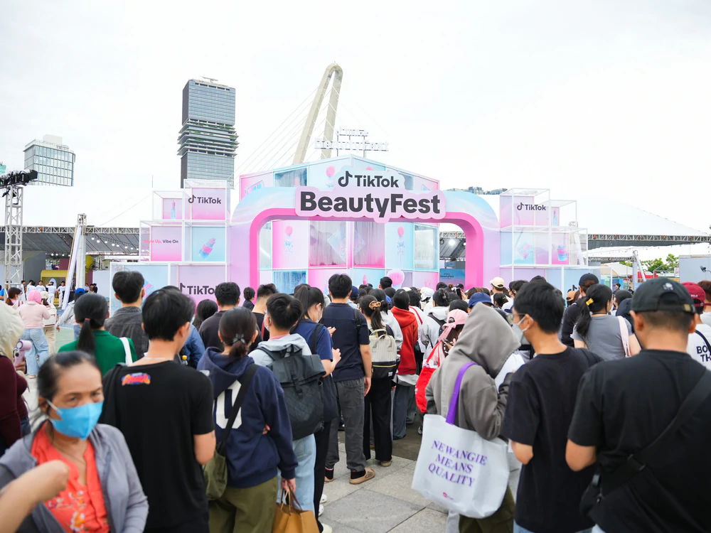 TikTok Beauty Fest trở lại, mở ra không gian kết nối thương hiệu cộng đồng yêu làm đẹp - Ảnh 3. TikTok Beauty Fest trở lại, mở ra không gian kết nối thương hiệu cộng đồng yêu làm đẹp - Ảnh 3.