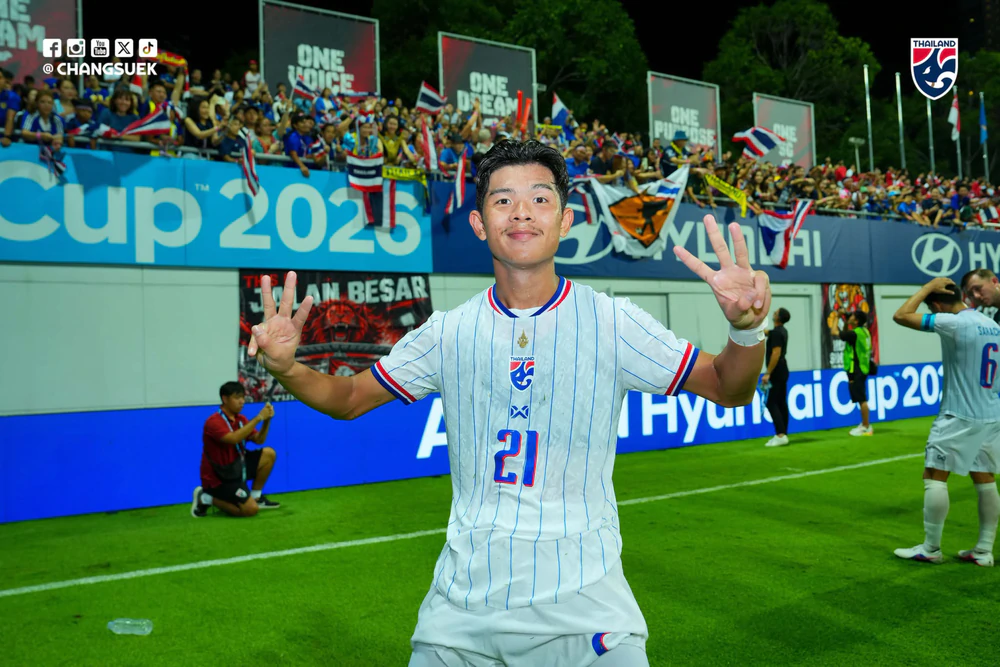 Lịch thi đấu bóng đá hôm nay 18/8: Trực tiếp Thái Lan vs Singapore - Ảnh 2. Lịch thi đấu bóng đá hôm nay 18/8: Trực tiếp Thái Lan vs Singapore - Ảnh 2.