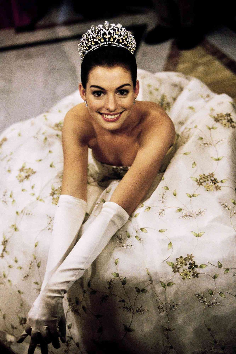 Anne Hathaway - từ vai công chúa tới Huyền thoại Disney - Ảnh 3.