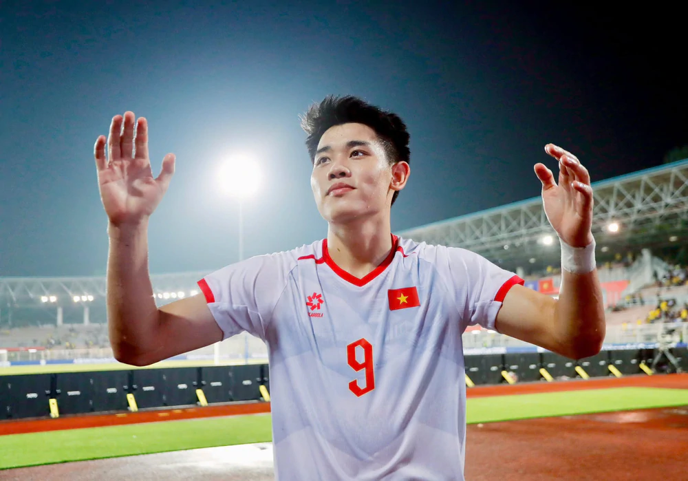VTV5 VTV6 trực tiếp bóng đá Việt Nam vs Malaysia 20h00 hôm nay, bán kết lượt về ASEAN Cup 2026 - Ảnh 2. VTV5 VTV6 trực tiếp bóng đá Việt Nam vs Malaysia 20h00 hôm nay, bán kết lượt về ASEAN Cup 2026 - Ảnh 2.