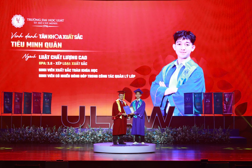 ULAW tổ chức tuyên thức cho 1.748 tân cử nhân - Ảnh 1. ULAW tổ chức tuyên thức cho 1.748 tân cử nhân - Ảnh 1.