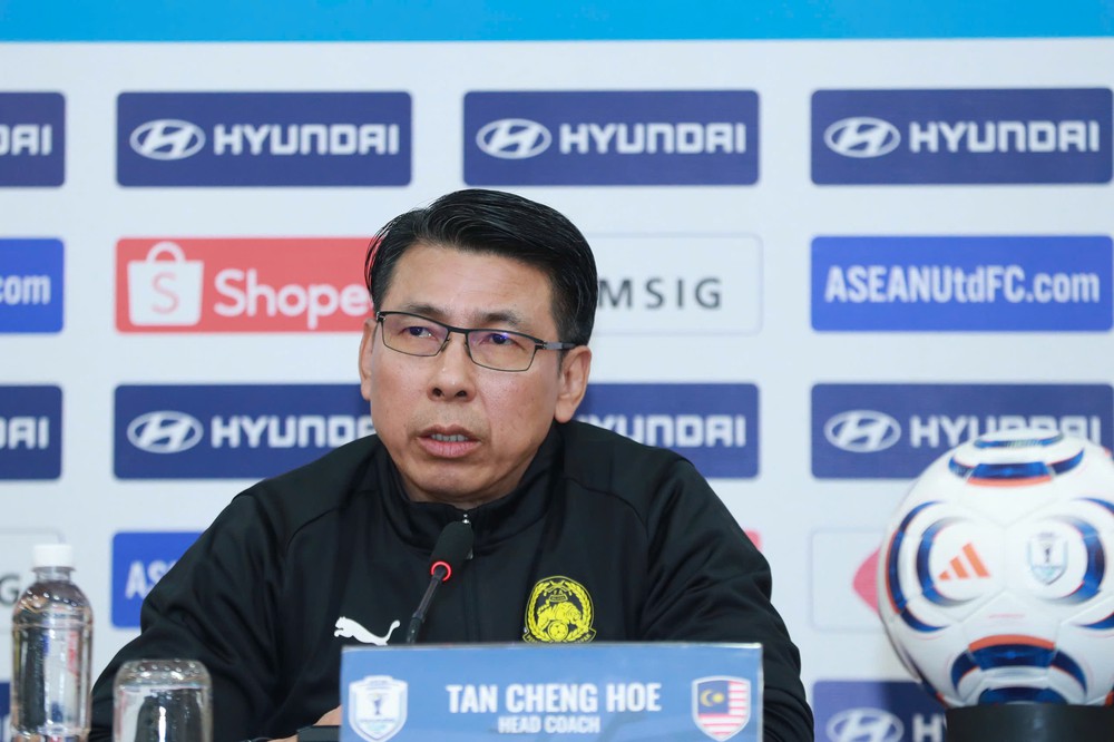 HLV Tan Cheng Hoe: 'Trong bóng đá, điều gì cũng có thể xảy ra' - Ảnh 1. HLV Tan Cheng Hoe: 'Trong bóng đá, điều gì cũng có thể xảy ra' - Ảnh 1.