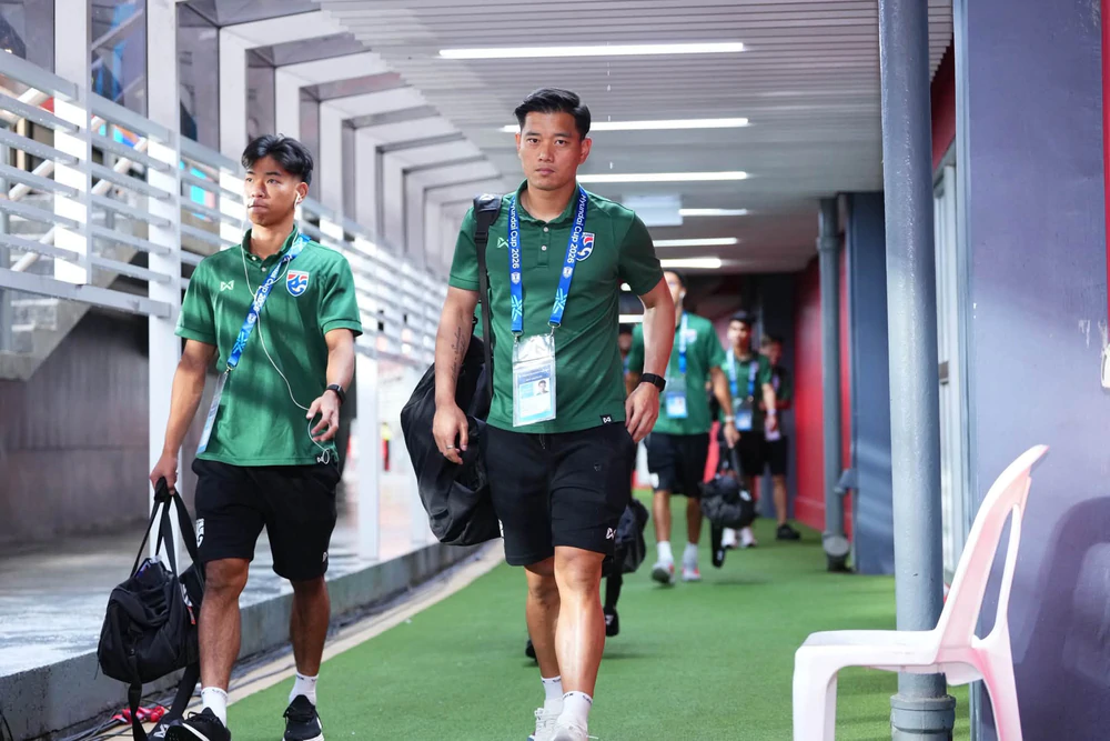 TRỰC TIẾP bóng đá Thái Lan vs Singapore 20h hôm nay, bán kết lượt về ASEAN Cup 2026 - Ảnh 8. TRỰC TIẾP bóng đá Thái Lan vs Singapore 20h hôm nay, bán kết lượt về ASEAN Cup 2026 - Ảnh 8.