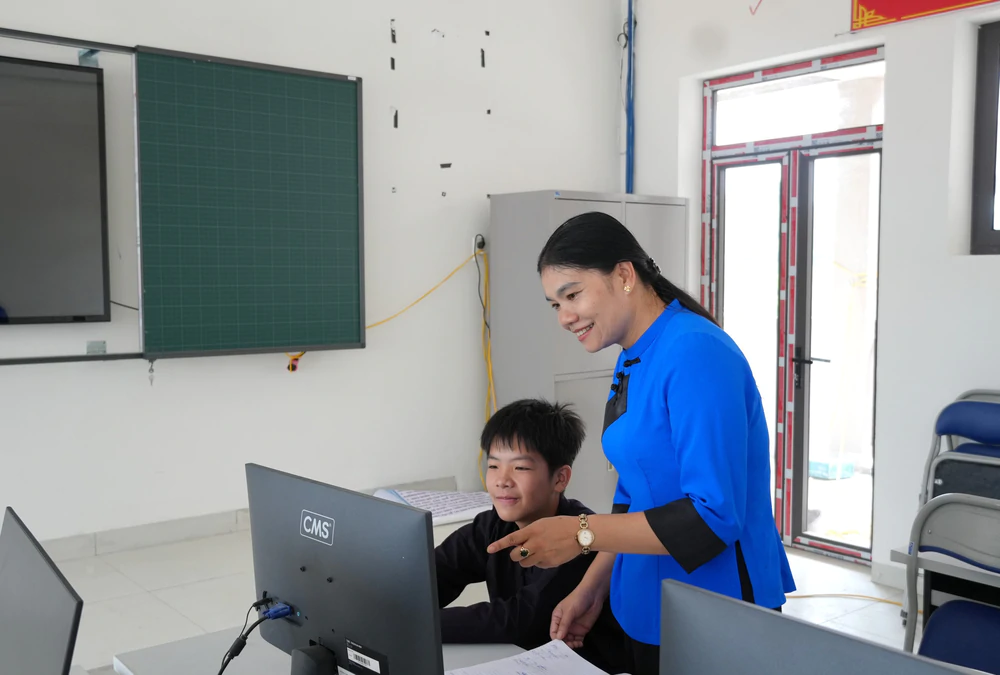 Trường Phổ thông nội trú Tiểu học và THCS Trà Lĩnh sẵn sàng cho năm học mới - Ảnh 1. Trường Phổ thông nội trú Tiểu học và THCS Trà Lĩnh sẵn sàng cho năm học mới - Ảnh 1.