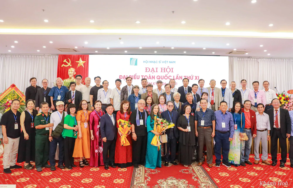 Thiếu tướng, Nhạc sĩ Đức Trịnh được bầu là Chủ tịch Hội Nhạc sĩ Việt Nam khóa XI - Ảnh 4. Thiếu tướng, Nhạc sĩ Đức Trịnh được bầu là Chủ tịch Hội Nhạc sĩ Việt Nam khóa XI - Ảnh 4.