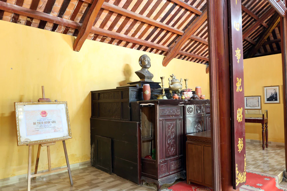 Chuyện quản lý: Di tích lịch sử quốc gia đợi ngày trùng tu - Ảnh 7. Chuyện quản lý: Di tích lịch sử quốc gia đợi ngày trùng tu - Ảnh 7.