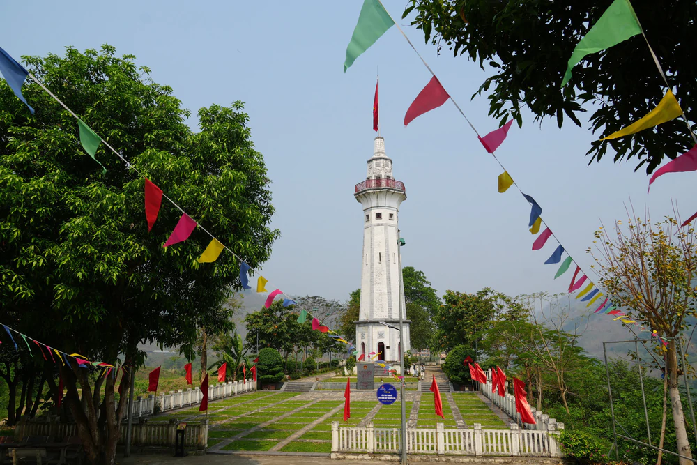 Gia tăng trải nghiệm, khám phá vẻ đẹp vùng cao mùa lúa chín - Ảnh 3.