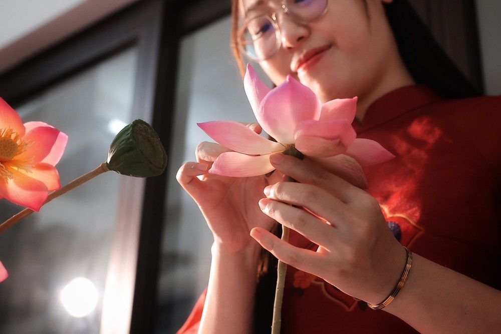Từ kỹ thuật nặn tò he, bánh Trung thu “nở” thành những đoá hoa - Ảnh 6. Từ kỹ thuật nặn tò he, bánh Trung thu “nở” thành những đoá hoa - Ảnh 6.