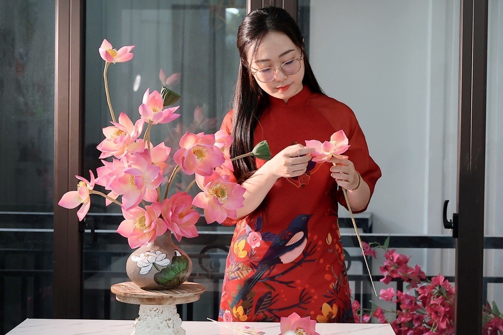 Từ kỹ thuật nặn tò he, bánh Trung thu “nở” thành những đoá hoa - Ảnh 9. Từ kỹ thuật nặn tò he, bánh Trung thu “nở” thành những đoá hoa - Ảnh 9.
