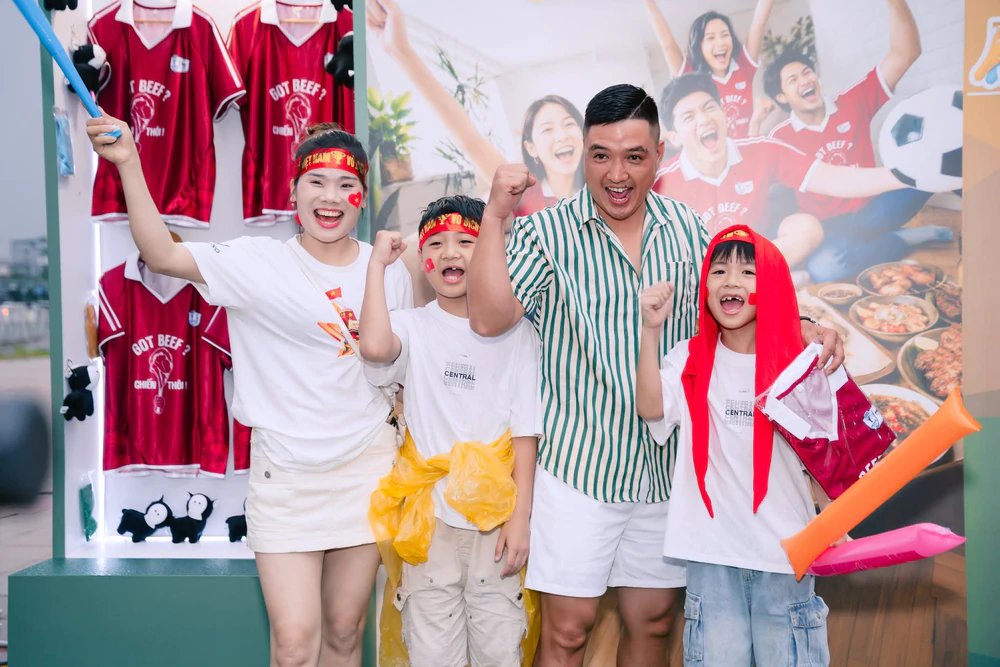 Tiếp lửa cho đội tuyển Việt Nam tại bán kết ASEAN Hyundai Cup 2026 - Ảnh 3. Tiếp lửa cho đội tuyển Việt Nam tại bán kết ASEAN Hyundai Cup 2026 - Ảnh 3.