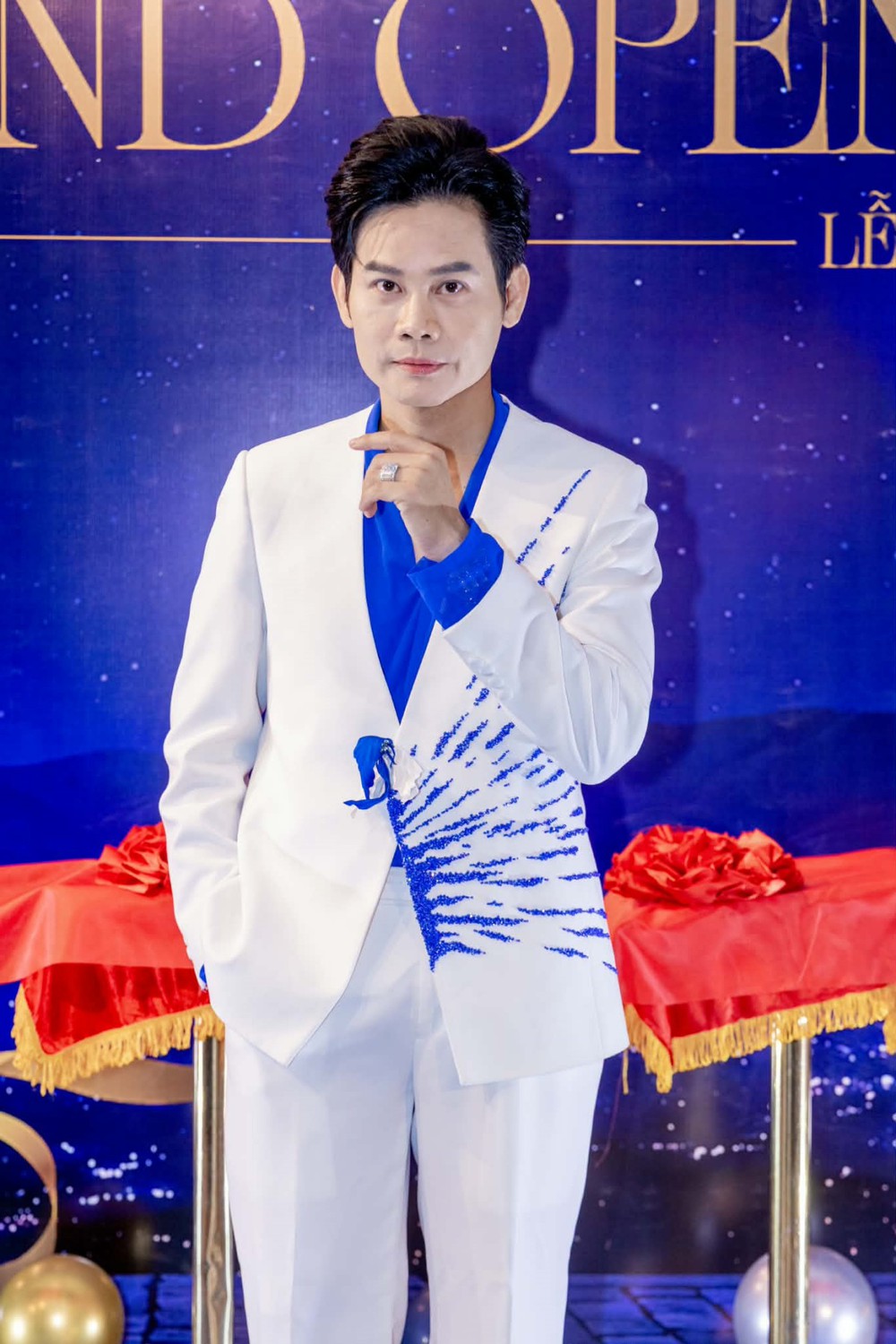 Từ “Check in Việt Nam” đến hành trình du lịch mới của MC Hồng Phúc - Ảnh 3.