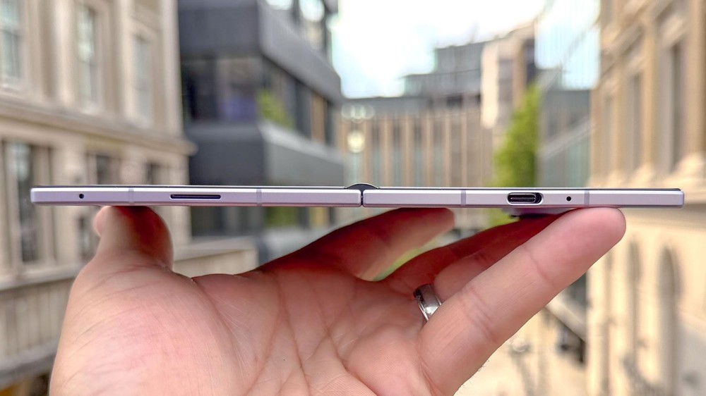 Galaxy AI trên Galaxy Z Fold8: dùng màn hình lớn để hỗ trợ công việc một cách có chọn lọc - Ảnh 3. Galaxy AI trên Galaxy Z Fold8: dùng màn hình lớn để hỗ trợ công việc một cách có chọn lọc - Ảnh 3.