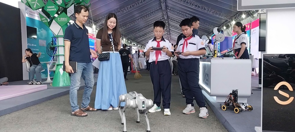 Công nghệ "mở đường" cho công nghiệp văn hóa phát triển - Ảnh 2. Công nghệ "mở đường" cho công nghiệp văn hóa phát triển - Ảnh 2.