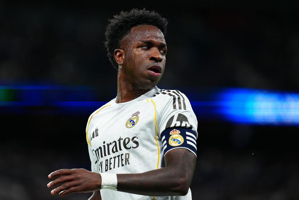 Vinicius đối mặt trực tiếp Mourinho - Ảnh 1. Vinicius đối mặt trực tiếp Mourinho - Ảnh 1.