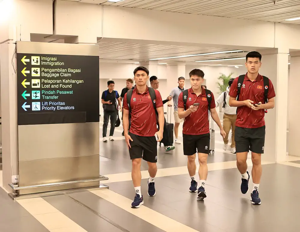 HLV Kim Sang Sik sẽ cử ai theo kèm Mitchell Baker? - Ảnh 3. Mitchell Baker