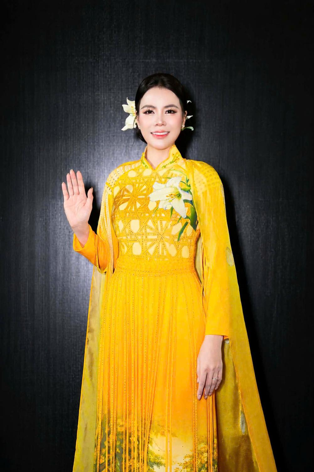 NTK Thoa Trần và hành trình tôn vinh văn hoá Hà Nội qua thời trang - Ảnh 4. NTK Thoa Trần và hành trình tôn vinh văn hoá Hà Nội qua thời trang - Ảnh 4.