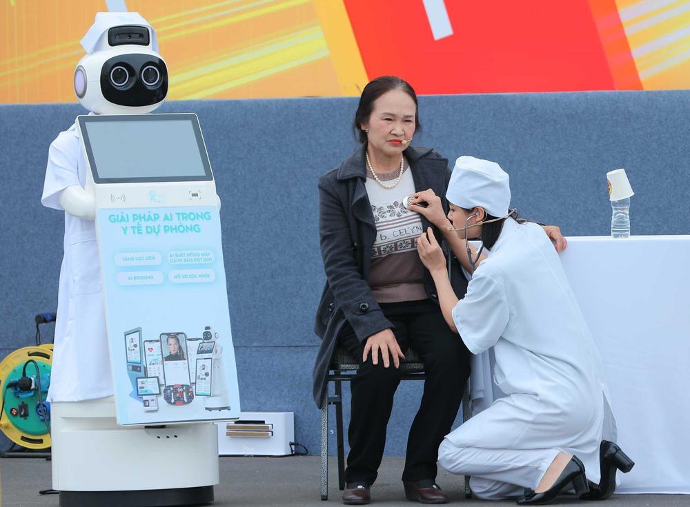 Làm chủ không gian số để mở rộng dư địa phát triển - Ảnh 4. Làm chủ không gian số để mở rộng dư địa phát triển - Ảnh 4.