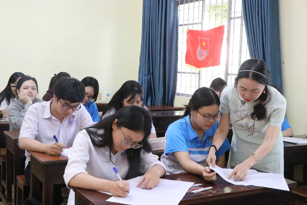 Trước thềm năm học mới: Giáo dục tăng tốc từ vùng biên đến đô thị - Ảnh 1. Trước thềm năm học mới: Giáo dục tăng tốc từ vùng biên đến đô thị - Ảnh 1.