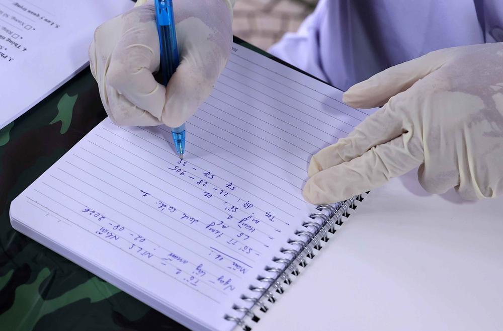 Hà Nội đẩy nhanh tiến độ lấy mẫu hài cốt liệt sĩ - Ảnh 12. Hà Nội đẩy nhanh tiến độ lấy mẫu hài cốt liệt sĩ - Ảnh 12.