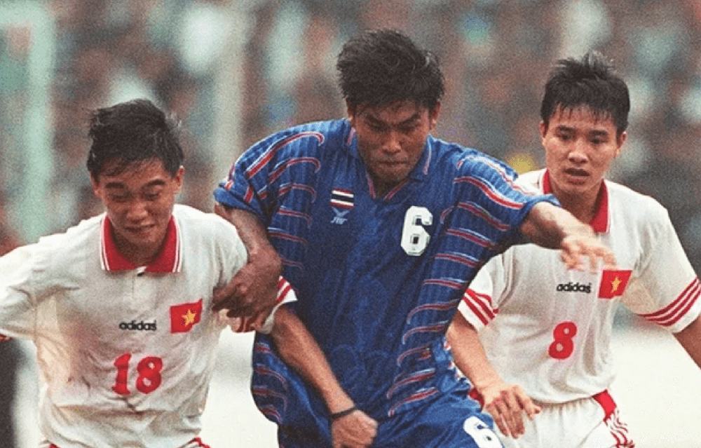 Lịch sử đối đầu ĐT Thái Lan vs ĐT Việt Nam (Chung kết lượt đi ASEAN Cup 2026): Kinh điển Đông Nam Á - Ảnh 1. Lịch sử đối đầu ĐT Thái Lan vs ĐT Việt Nam (Chung kết lượt đi ASEAN Cup 2026): Kinh điển Đông Nam Á - Ảnh 1.