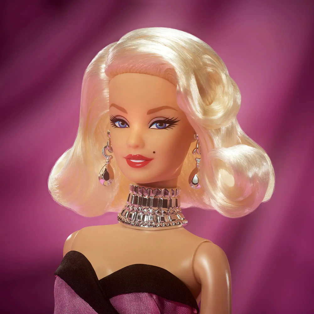 Barbie ra mắt phiên bản lấy cảm hứng từ Marilyn Monroe - Ảnh 1. Barbie ra mắt phiên bản lấy cảm hứng từ Marilyn Monroe - Ảnh 1.