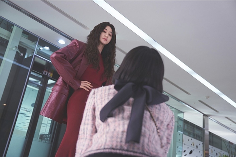 Kim Hye Soo ở tuổi 55: 40 năm nổi tiếng vẫn chưa đủ để ngừng thử thách - Ảnh 6.