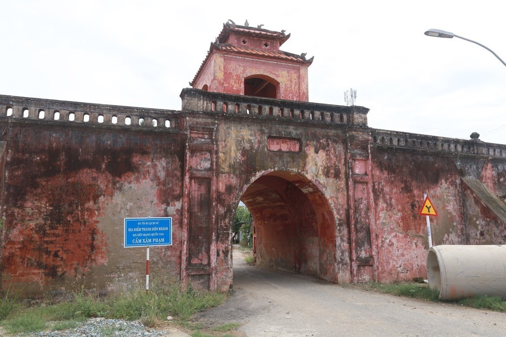 Khánh Hòa: Tôn tạo, trùng tu Di tích Quốc gia Thành cổ Diên Khánh - Ảnh 1. Khánh Hòa: Tôn tạo, trùng tu Di tích Quốc gia Thành cổ Diên Khánh - Ảnh 1.