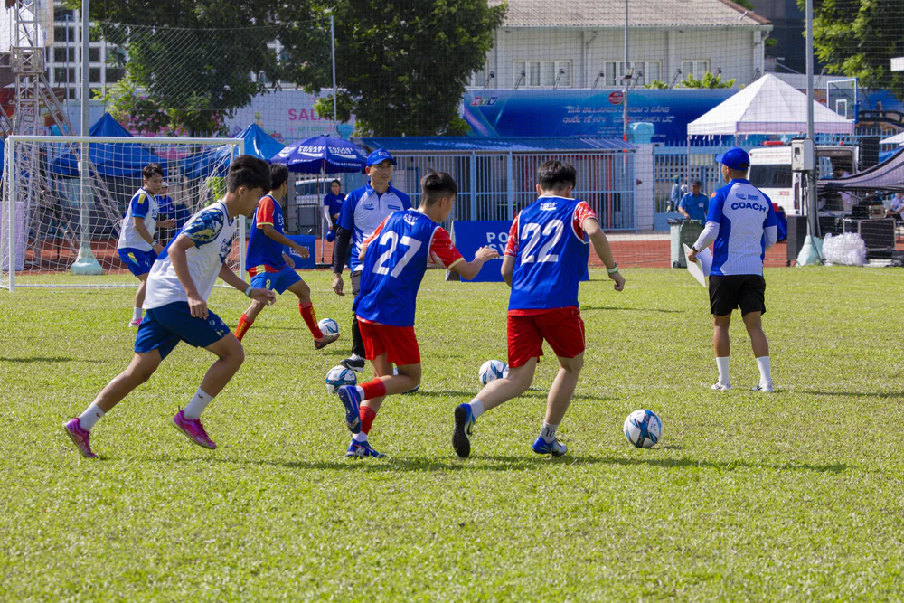 Quyền HLV U23 Việt Nam tìm kiếm "ngọc thô" cho bóng đá Việt Nam - Ảnh 2. Quyền HLV U23 Việt Nam tìm kiếm "ngọc thô" cho bóng đá Việt Nam - Ảnh 2.