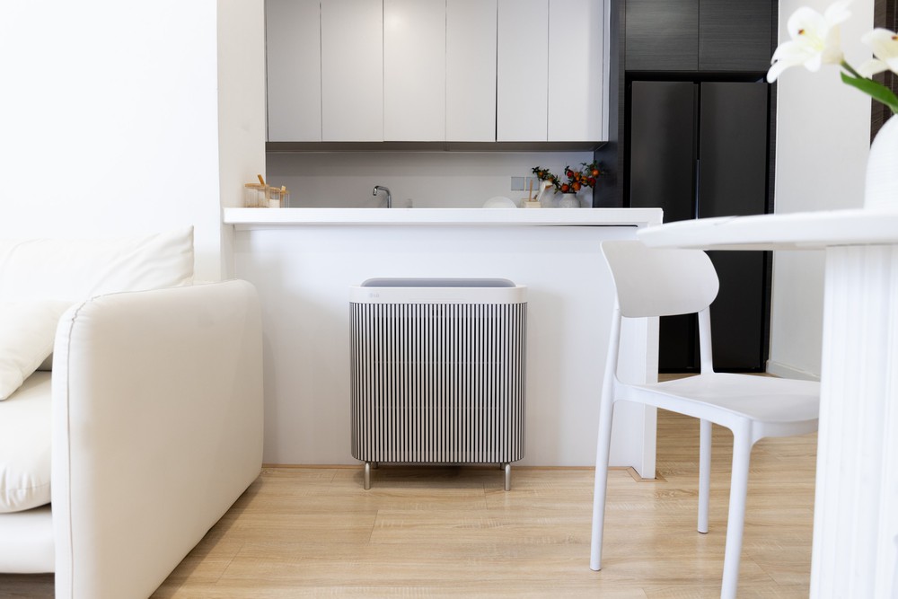 LG ra mắt PuriCare WallFit, máy lọc không khí thiết kế mỏng sát tường - Ảnh 2. LG ra mắt PuriCare WallFit, máy lọc không khí thiết kế mỏng sát tường - Ảnh 2.