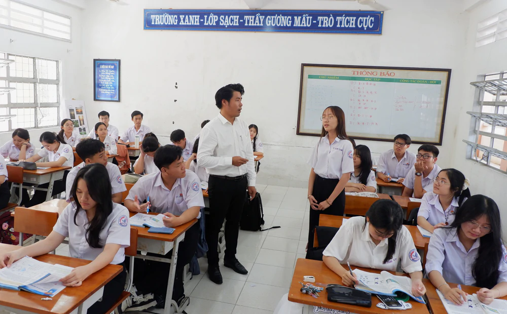 Năm học mới 2026-2027: Đổi mới mạnh mẽ, nâng cao chất lượng, bảo đảm cơ hội học tập - Ảnh 4. Năm học mới 2026-2027: Đổi mới mạnh mẽ, nâng cao chất lượng, bảo đảm cơ hội học tập - Ảnh 4.