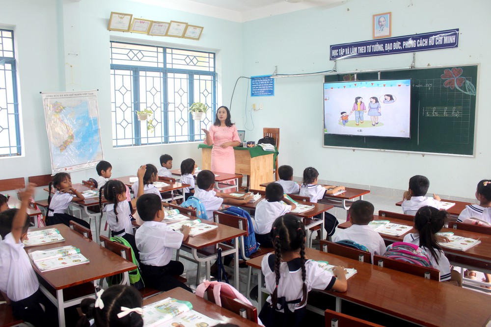 Năm học mới 2026-2027: Đổi mới mạnh mẽ, nâng cao chất lượng, bảo đảm cơ hội học tập - Ảnh 2. Năm học mới 2026-2027: Đổi mới mạnh mẽ, nâng cao chất lượng, bảo đảm cơ hội học tập - Ảnh 2.