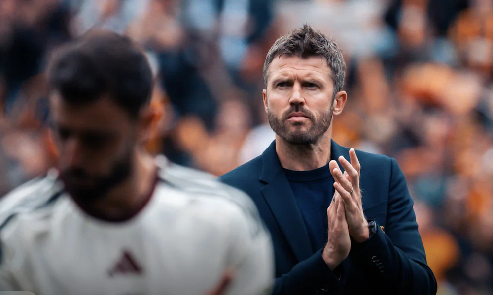 HLV Michael Carrick: 'Thất bại không làm thay đổi hướng đi của MU' - Ảnh 1. HLV Michael Carrick: 'Thất bại không làm thay đổi hướng đi của MU' - Ảnh 1.