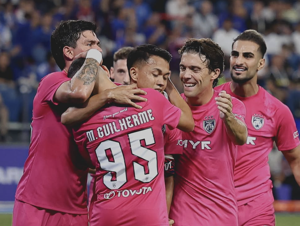 Tin nóng thể thao sáng 23/8: ĐT Thái Lan tụt hạng FIFA; CLB Malaysia tạo kỷ lục thế giới - Ảnh 4. Tin nóng thể thao sáng 23/8: ĐT Thái Lan tụt hạng FIFA; CLB Malaysia tạo kỷ lục thế giới - Ảnh 4.