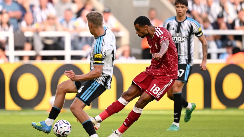 TRỰC TIẾP bóng đá Newcastle 2-1 Liverpool (Hiệp 2): Willock ghi bàn - Ảnh 3.