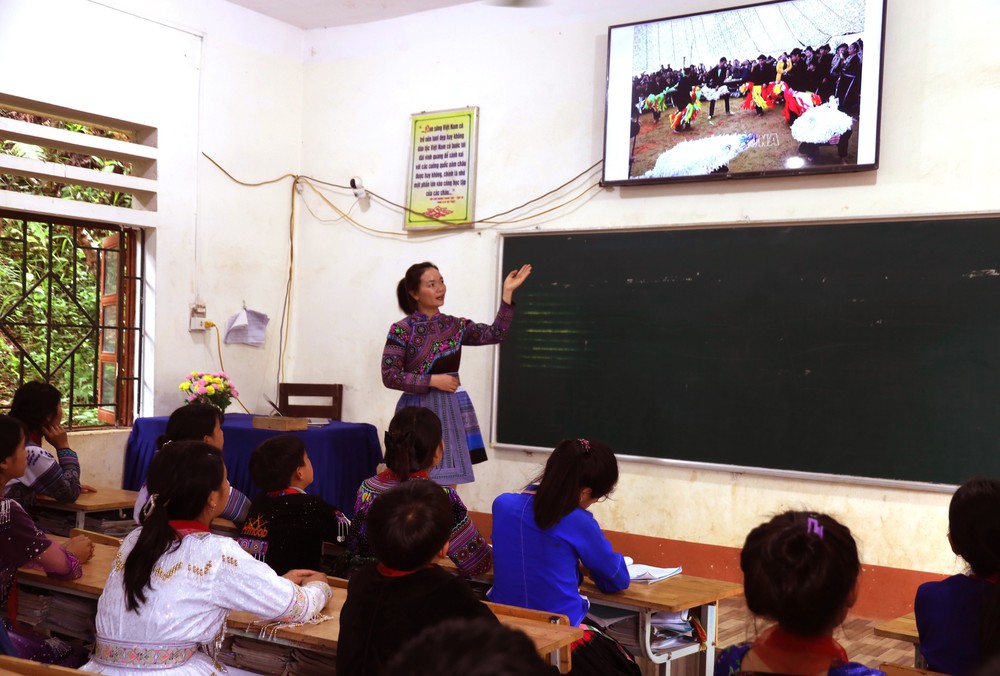 Đổi mới giáo dục nghệ thuật thích ứng với chuyển đổi số - Ảnh 1. Đổi mới giáo dục nghệ thuật thích ứng với chuyển đổi số - Ảnh 1.