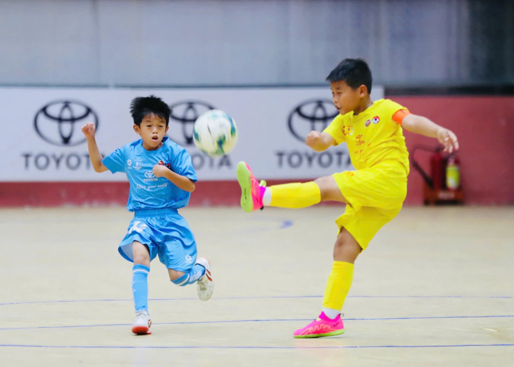 SLNA gặp HVL Sơn La ở chung kết giải bóng đá U9 toàn quốc Toyota Cup 2026 - Ảnh 1. SLNA gặp HVL Sơn La ở chung kết giải bóng đá U9 toàn quốc Toyota Cup 2026 - Ảnh 1.