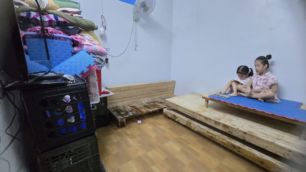 Quảng Ninh: Mưa lớn vượt 400mm gây ngập úng và sạt lở nghiêm trọng - Ảnh 8. Quảng Ninh: Mưa lớn vượt 400mm gây ngập úng và sạt lở nghiêm trọng - Ảnh 8.