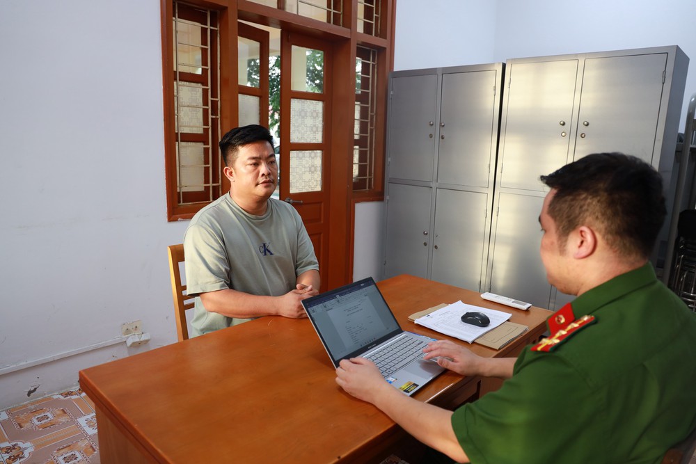 Khởi tố Vũ Hoàng Hải (tên thường gọi Hải SAPA TV) và các cá nhân, tổ chức có liên quan về tội “Lừa dối khách hàng” “Vi phạm quy định về công tác kế toán gây hậu quả nghiêm trọng” - Ảnh 2. Khởi tố Vũ Hoàng Hải (tên thường gọi Hải SAPA TV) và các cá nhân, tổ chức có liên quan về tội “Lừa dối khách hàng” “Vi phạm quy định về công tác kế toán gây hậu quả nghiêm trọng” - Ảnh 2.
