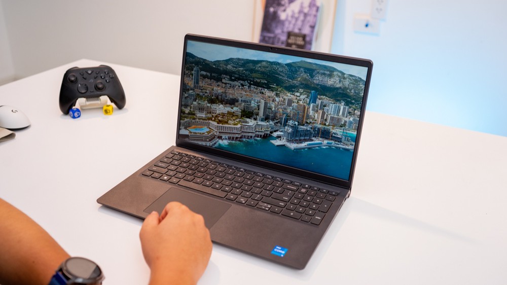 Laptop Dell: Cấu hình có còn mạnh mẽ, bền bỉ đáp ứng tốt yêu cầu - Ảnh 1. Laptop Dell: Cấu hình có còn mạnh mẽ, bền bỉ đáp ứng tốt yêu cầu - Ảnh 1.